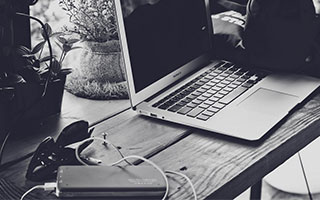 开云首页登录-德甲：汉诺威1-4败给门兴，守门员多次救险依旧难挡败局，汉诺威门将